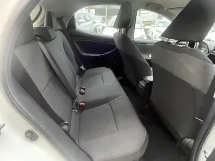 Photo 13 Toyota Yaris  116h Dynamic 5p MY21