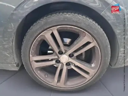 Photo 9 Peugeot 208  1.2 PureTech 110ch E6.c GT Line S&S EAT6 5p