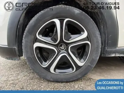 Photo 10 Citroën C3  1.2 PureTech 83ch S&S Shine