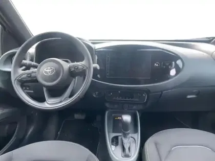 Photo 10 Toyota Aygo  X 116h Graphic