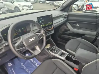 Photo 14 Dacia Duster  1.6 hybrid 140ch Extreme Pack Sleep