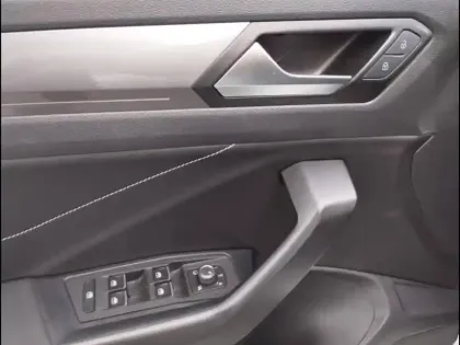 Photo 9 Volkswagen T-roc  1.5 TSI EVO 150ch Style DSG7