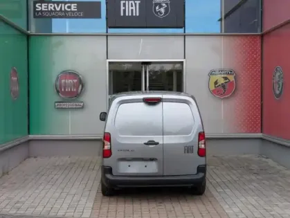 Photo 21 Fiat Doblo  Fg M Diesel 130ch automatique Pack Premium Connect