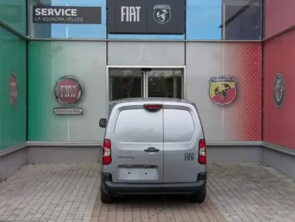 Photo 22 Fiat Doblo  Fg M Diesel 130ch automatique Pack Premium Connect