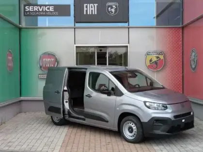 Photo 18 Fiat Doblo  Fg M Diesel 130ch automatique Pack Premium Connect