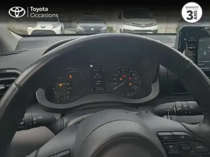 Photo 12 Toyota Yaris  116h Dynamic 5p MY22