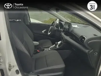 Photo 5 Toyota Yaris  116h Dynamic 5p MY22