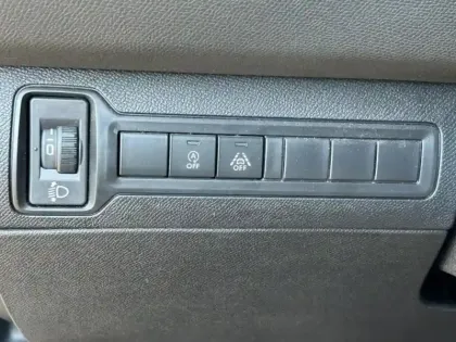 Photo 13 Peugeot 308  1.2 PureTech 110ch E6.3 S&S Allure