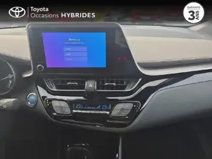 Photo 14 Toyota C-HR  184h Distinctive 2WD E-CVT MY22