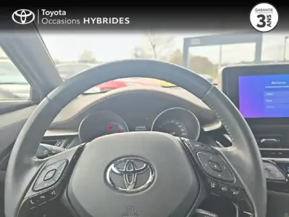 Photo 12 Toyota C-HR  184h Distinctive 2WD E-CVT MY22