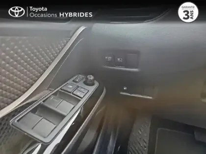 Photo 13 Toyota C-HR  184h Distinctive 2WD E-CVT MY22