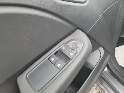 Photo 11 Renault Clio  1.6 E-Tech hybride 145ch Equilibre