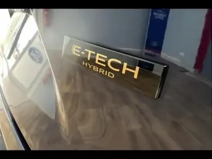 Photo 12 Renault Espace  1.2 E-Tech full hybrid 200ch Techno 7 places - 24