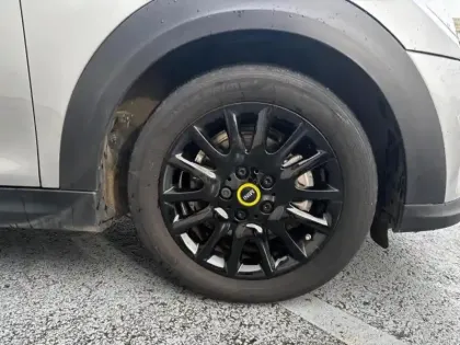 Photo 8 Mini Mini  Cooper SE 184ch Edition Premium BVA 5CV