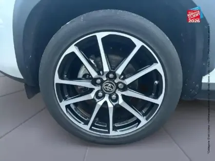 Photo 9 Toyota Yaris  Cross 116h GR Sport MY22 Sieges chauf GPS Camera HUD JBL