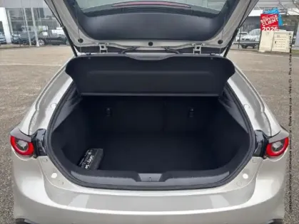 Photo 13 Mazda Mazda3 Gén. IV Ph1 Nagisa 5