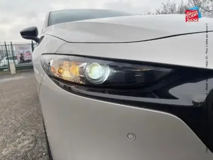 Photo 27 Mazda Mazda3 Gén. IV Ph1 Nagisa 5