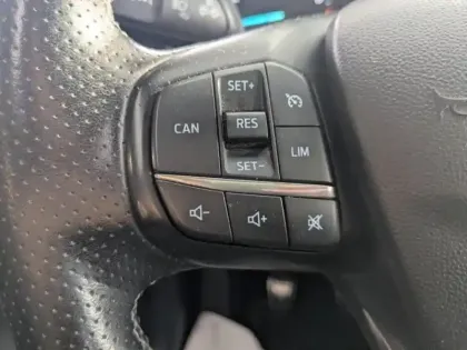 Photo 7 Ford Fiesta  1.0 EcoBoost 100ch Stop&Start ST-Line 5p