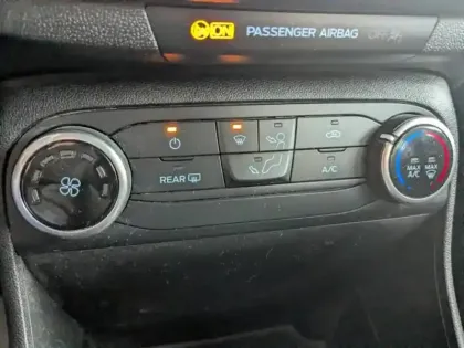 Photo 12 Ford Fiesta  1.0 EcoBoost 100ch Stop&Start ST-Line 5p