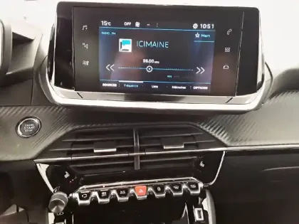 Photo 14 Peugeot 208  PureTech 100 S&S EAT8