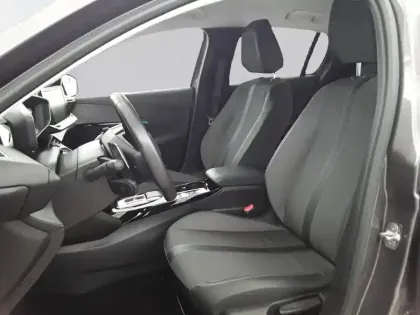 Photo 10 Peugeot 208  PureTech 100 S&S EAT8