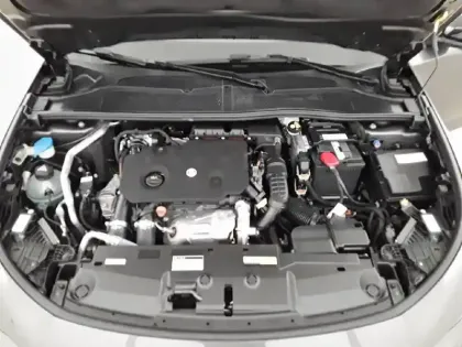 Photo 20 Peugeot 308  SW BlueHDi 130ch S&S EAT8