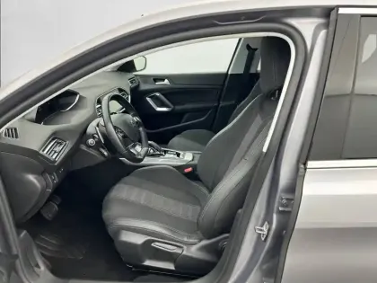 Photo 10 Peugeot 308  BlueHDi 130ch S&S EAT8