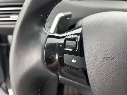 Photo 19 Peugeot 308  BlueHDi 130ch S&S EAT8