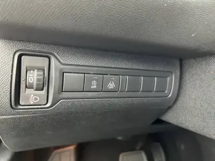 Photo 28 Peugeot 308  BlueHDi 130ch S&S EAT8