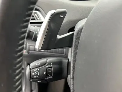 Photo 21 Peugeot 308  BlueHDi 130ch S&S EAT8