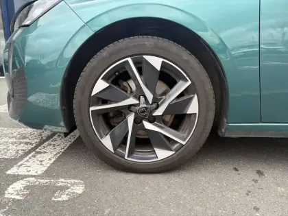 Photo 12 Peugeot 308  SW BlueHDi 130ch S&S EAT8