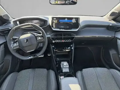 Photo 47 Peugeot 208  Hybrid 145 ch e-DCS6