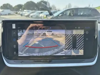 Photo 34 Peugeot 208  Hybrid 145 ch e-DCS6