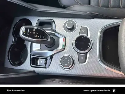 Photo 17 Alfa Romeo Giulia  2.2 210 ch AT8 Q4