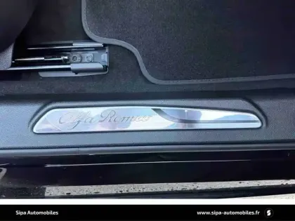 Photo 23 Alfa Romeo Giulia  2.2 210 ch AT8 Q4