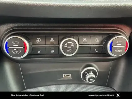 Photo 51 Alfa Romeo Stelvio  2.2 160 ch AT8