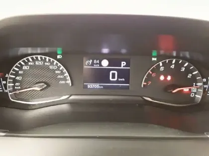 Photo 57 Peugeot 2008  PureTech 130 S&S EAT8