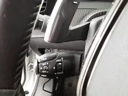 Photo 44 Peugeot 2008  PureTech 130 S&S EAT8