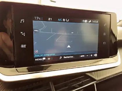 Photo 38 Peugeot 2008  PureTech 130 S&S EAT8