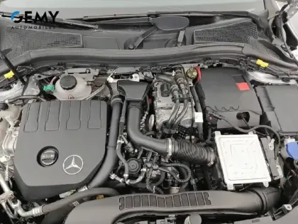 Photo 15 Mercedes GLA  250 e 8G-DCT