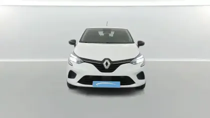 Photo 43 Renault Clio  E-Tech full hybrid 145