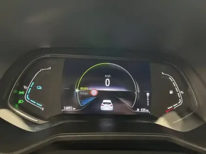 Photo 25 Renault Clio  E-Tech full hybrid 145