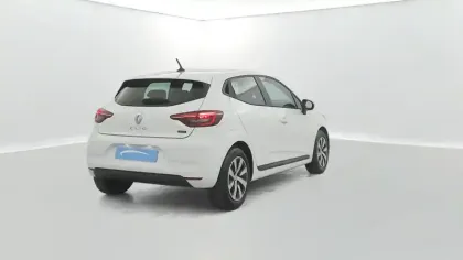 Photo 40 Renault Clio  E-Tech full hybrid 145