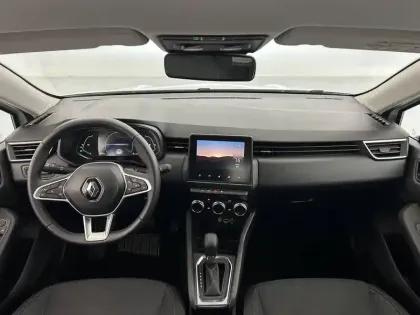 Photo 63 Renault Clio  E-Tech full hybrid 145