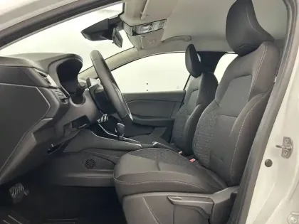 Photo 44 Renault Clio  E-Tech full hybrid 145