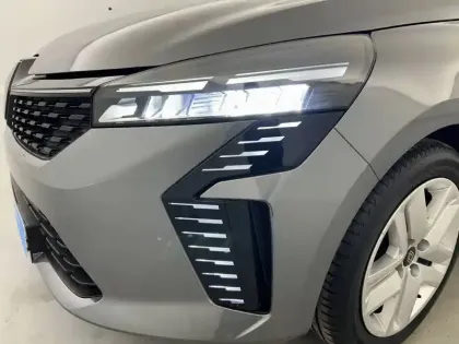 Photo 20 Renault Clio  TCe 90