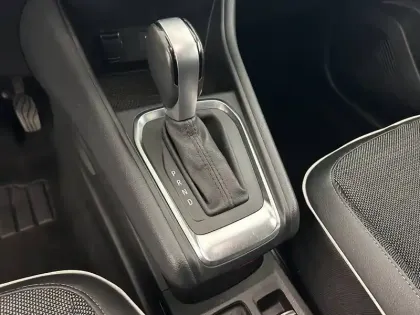 Photo 21 Renault Captur  TCe 130 EDC FAP