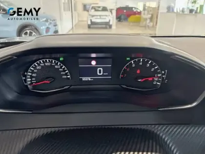Photo 14 Peugeot 2008  PureTech 100 S&S BVM6