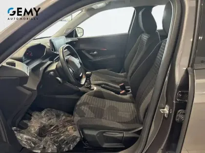 Photo 8 Peugeot 2008  PureTech 100 S&S BVM6