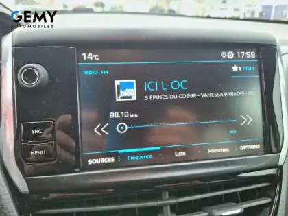 Photo 13 Peugeot 208  PureTech 82ch S&S BVM5 6.2 Evap